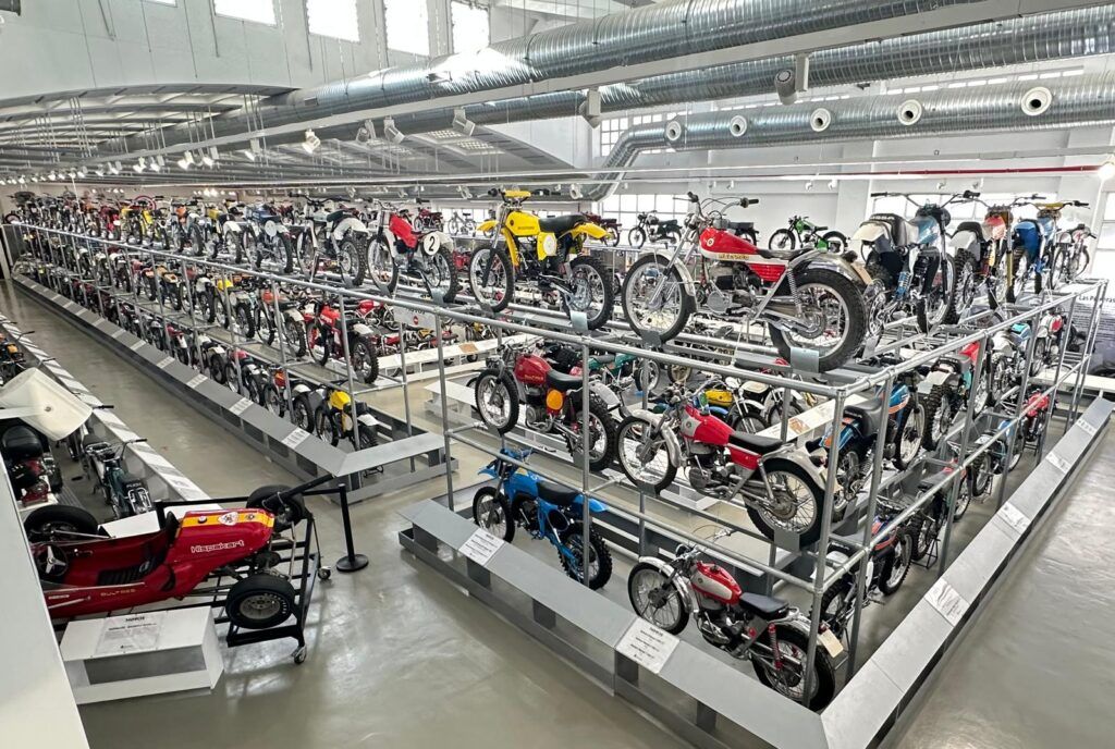 motos