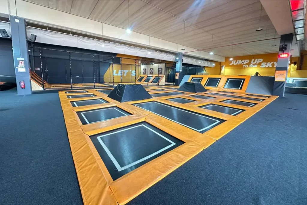 Urban Planet parque de bolas para adultos en Madrid