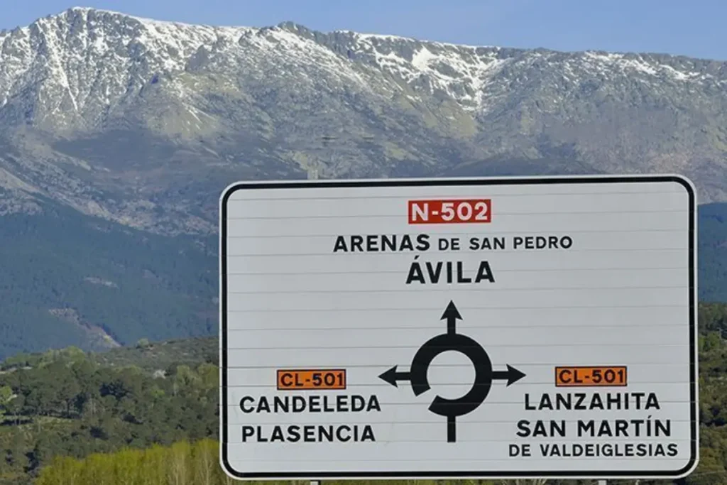 como llegar a las cuevas del aguila