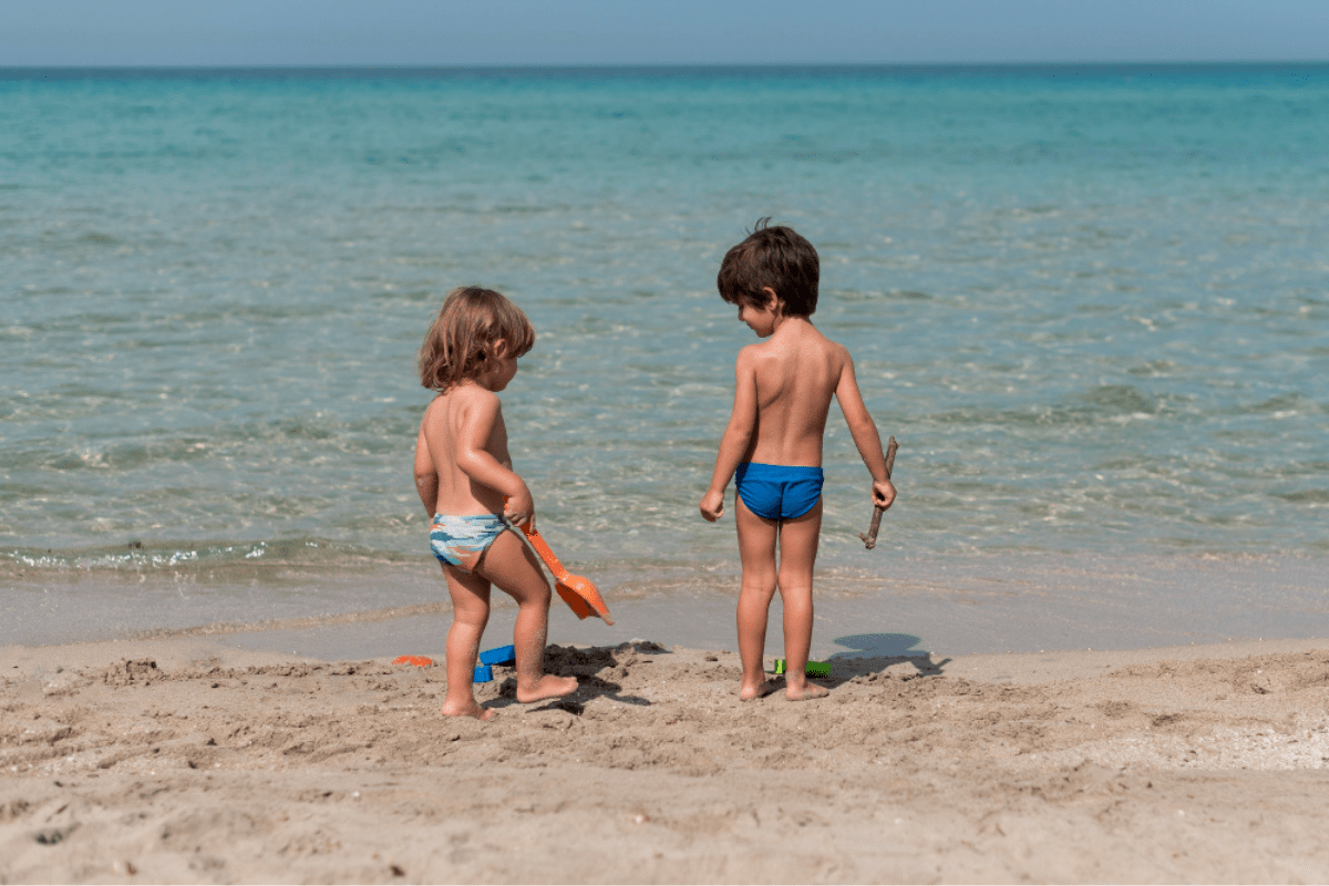 cómo proteger a los niños del sol