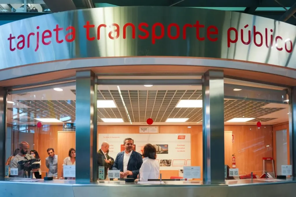 nueva oficina transporte publico atocha parla