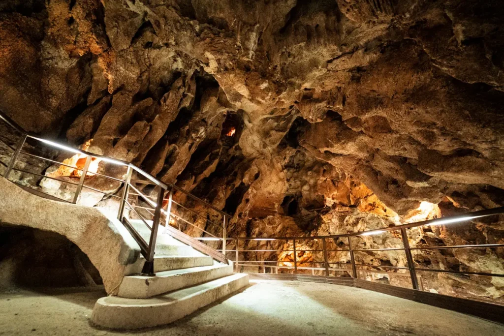 cuevas del tesoro como es la visita