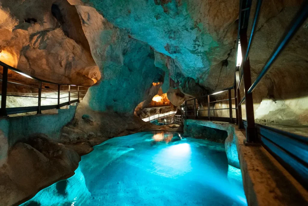cuevas del tesoro malaga