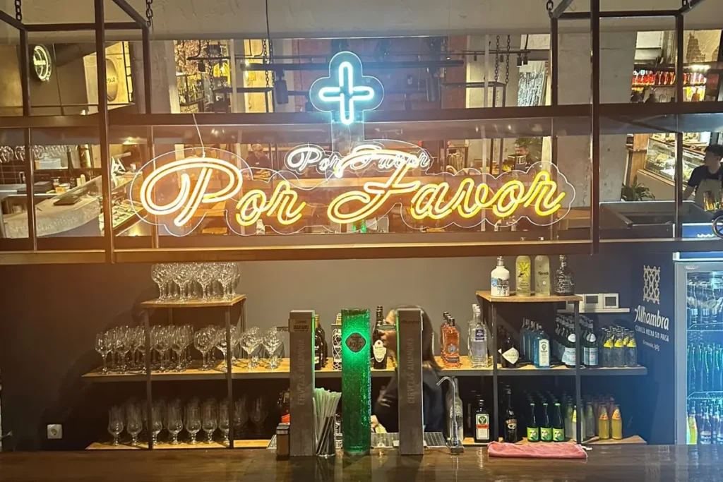 barra Más Por Favor Mercado de Aravaca