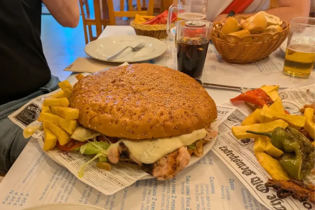 Bar La Tertulia Madrid hamburguesa