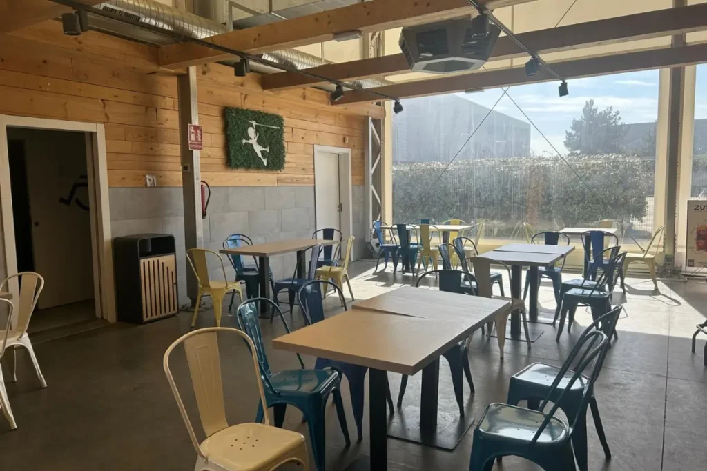 cafetería Vertical Park