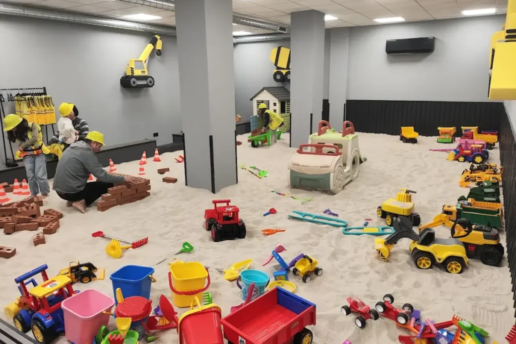 espacio de juego con arena en Madrid