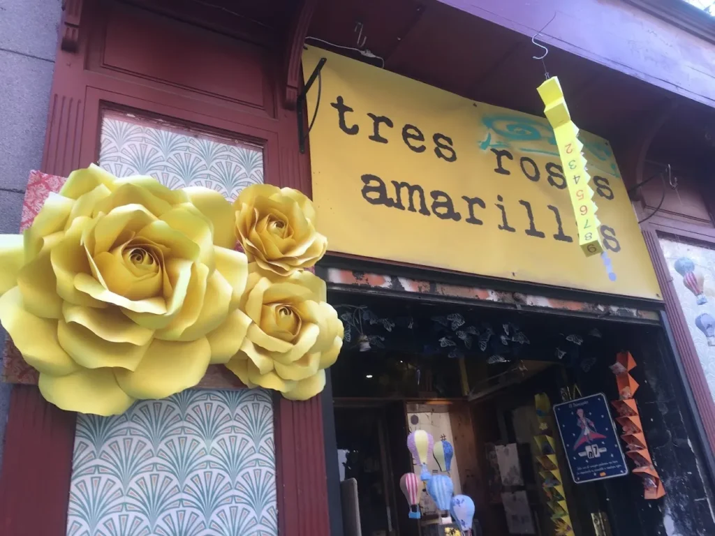 libreria-tres-rosas-amarillas-librerias-infantiles