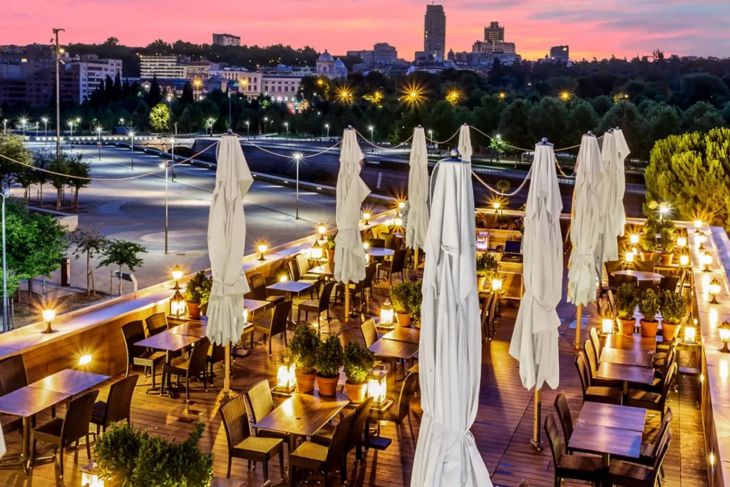 terraza de Café del Río Madrid